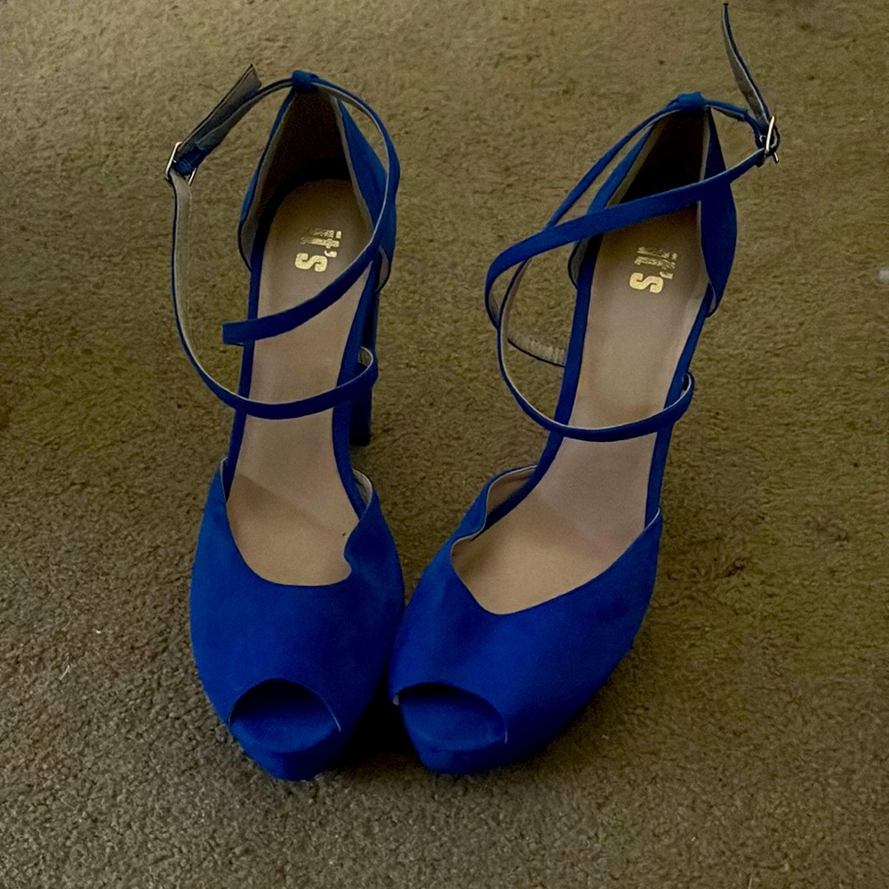 Blue Heels
